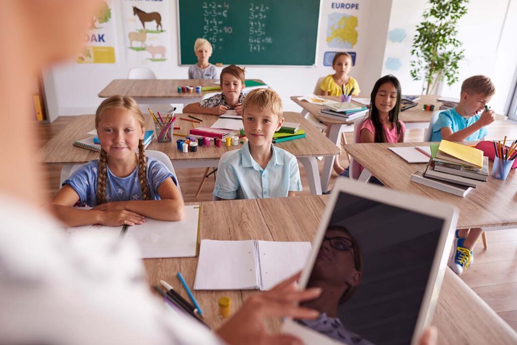 Enrich your francophone school programs